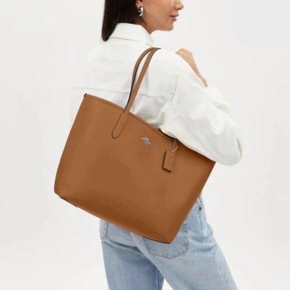 NWT - COACH City Tote Bag - CR111 Pebbled Leather/Silver/Light Saddle - $398 - Picture 2 of 15
